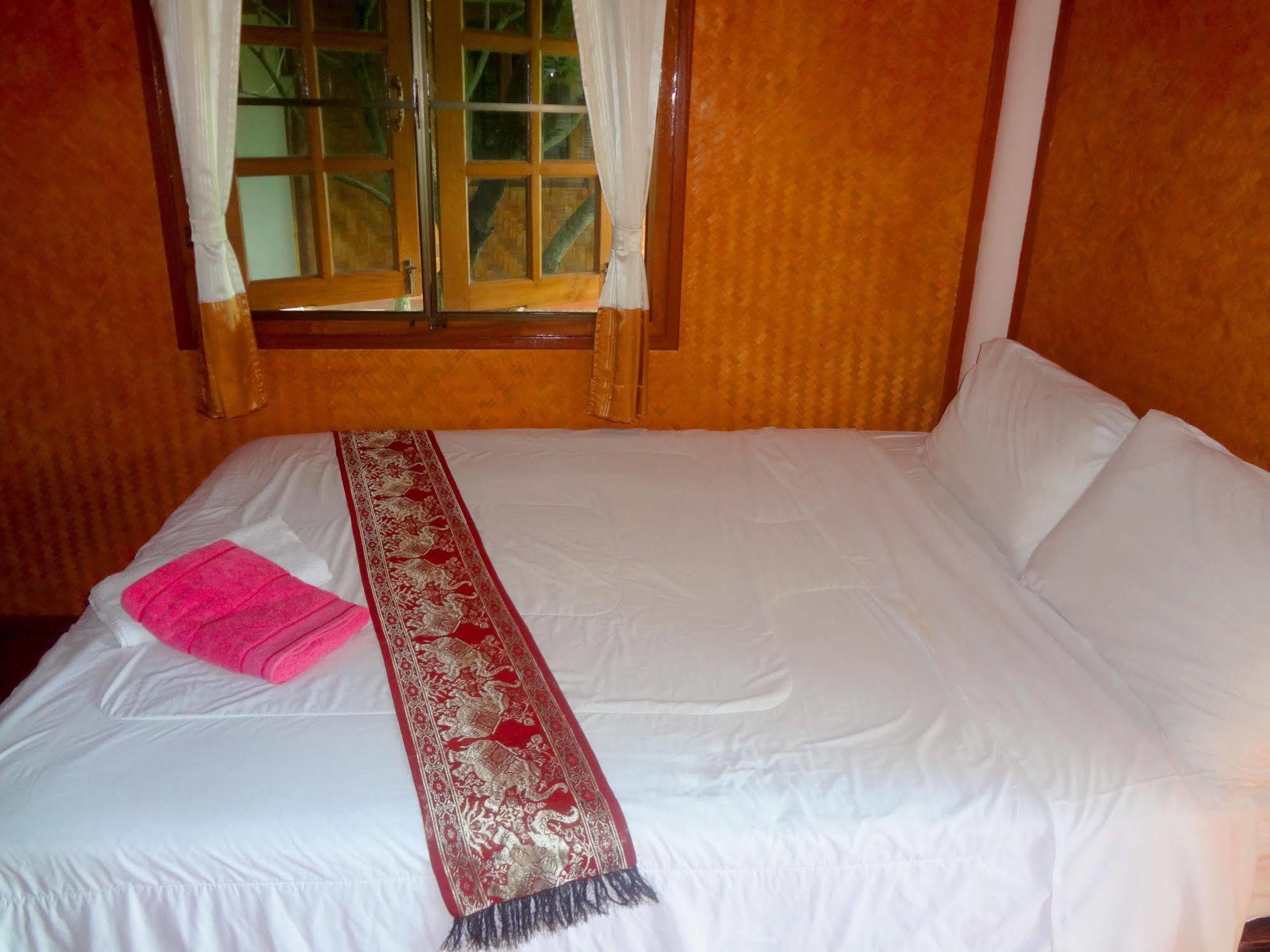 Orange Grove Resort Pai Bagian luar foto