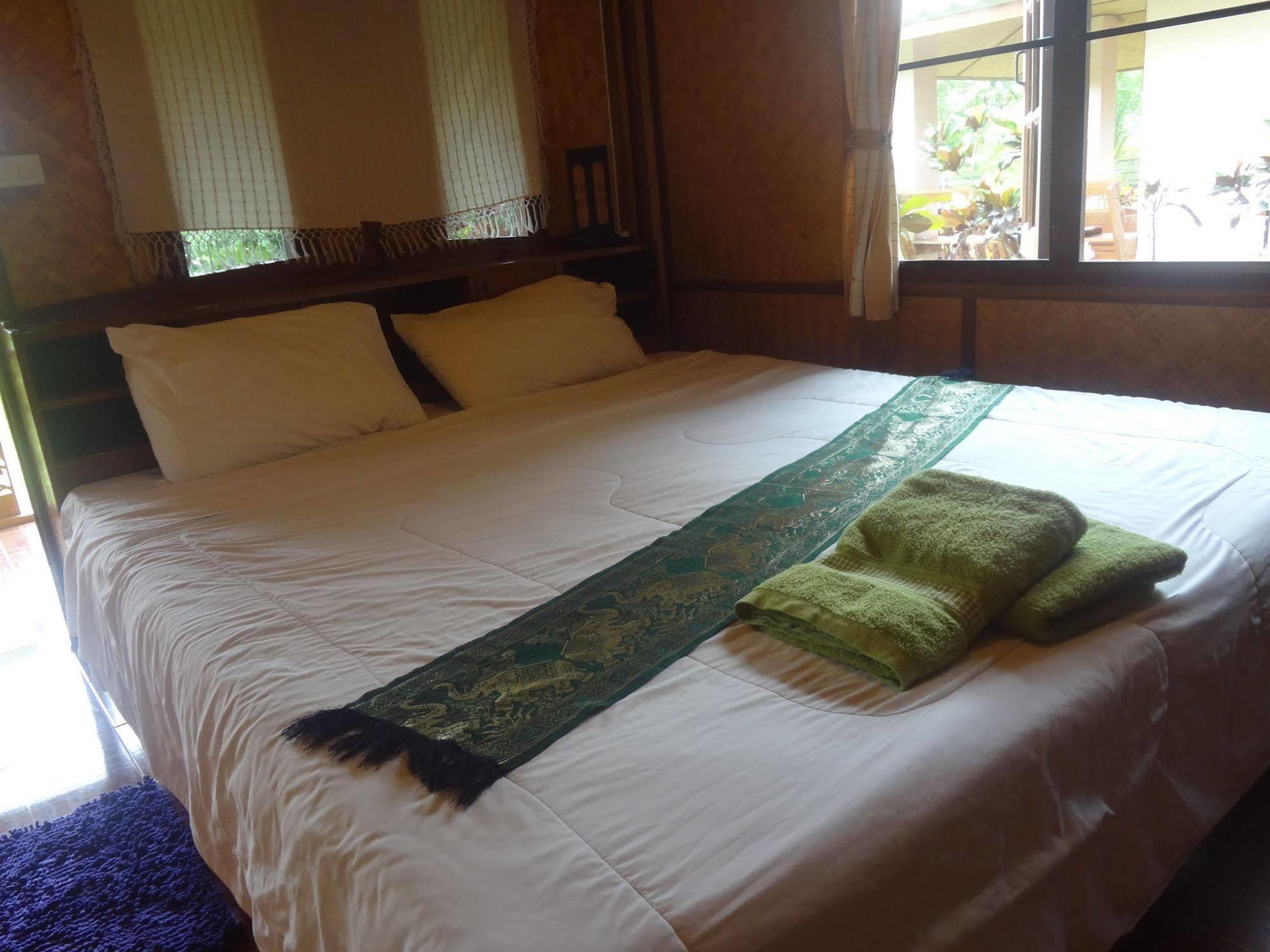 Orange Grove Resort Pai Bagian luar foto