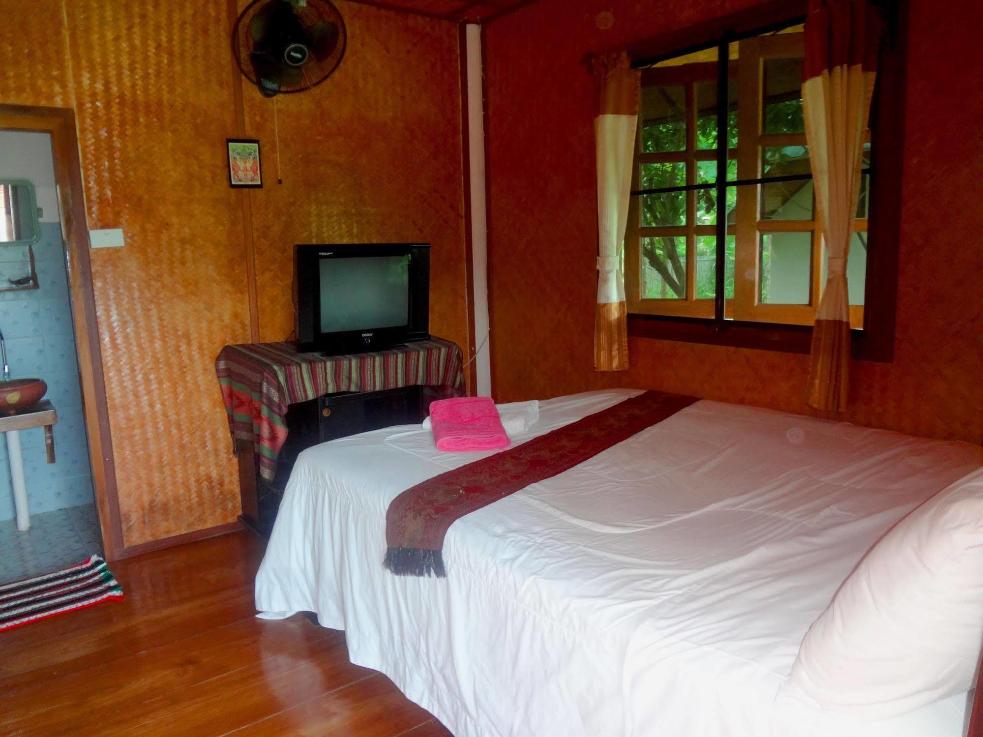 Orange Grove Resort Pai Bagian luar foto